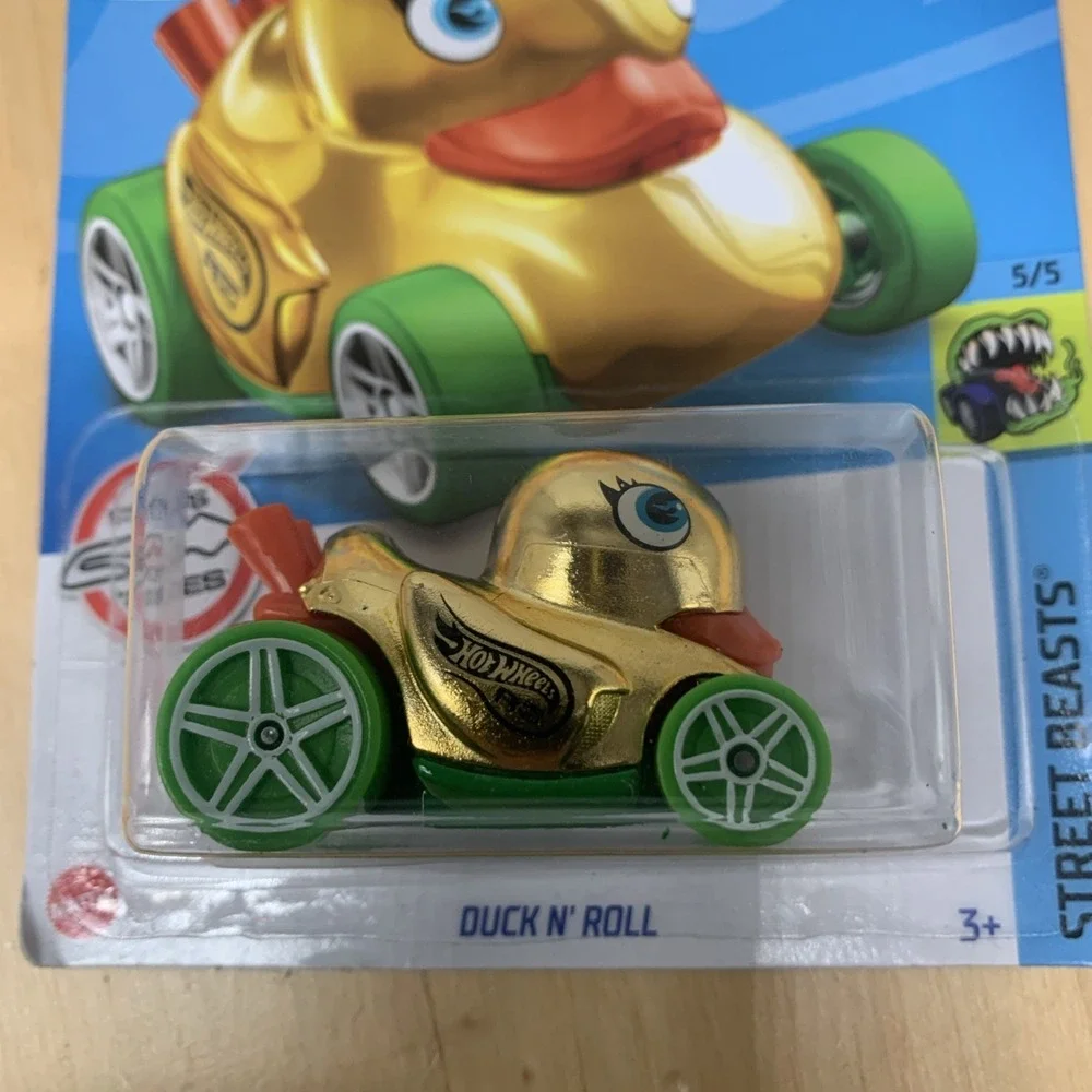 Hot Wheels TREASURE HUNT TH Street Beasts 5/5 Duck N' Roll 139/250 Gold Case NEW